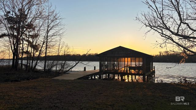 8008 Patricks Landing Road, Bay Minette, AL 36507
