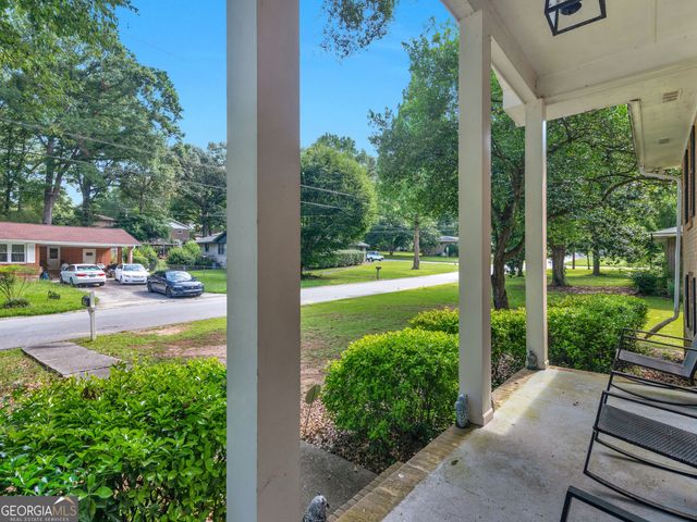 1607 Hillview Avenue, Jonesboro, GA 30236