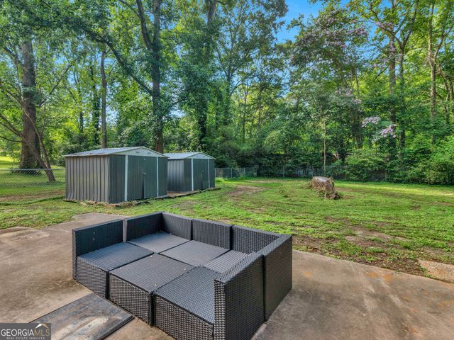 1607 Hillview Avenue, Jonesboro, GA 30236