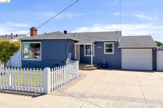 15066 Andover St, San Leandro, CA 94579