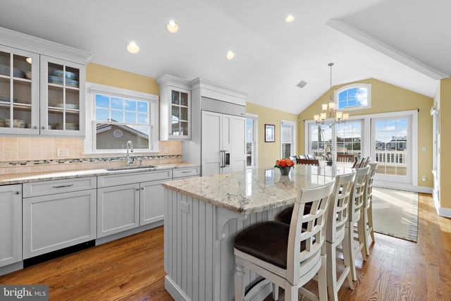 319 PELHAM AVE, Beach Haven, NJ 08008