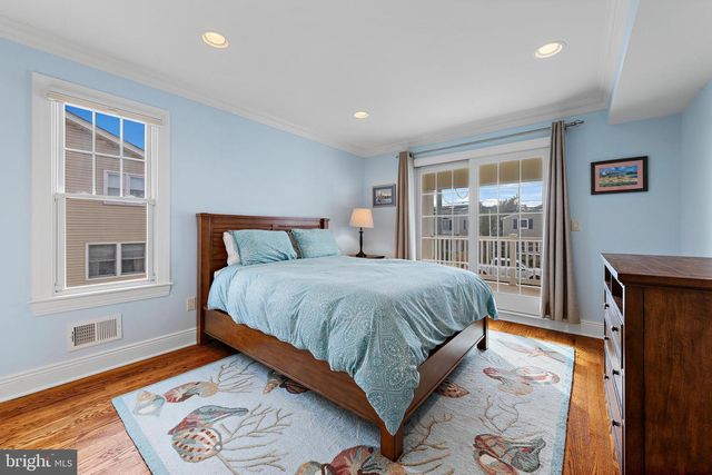 319 PELHAM AVE, Beach Haven, NJ 08008