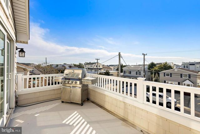 319 PELHAM AVE, Beach Haven, NJ 08008