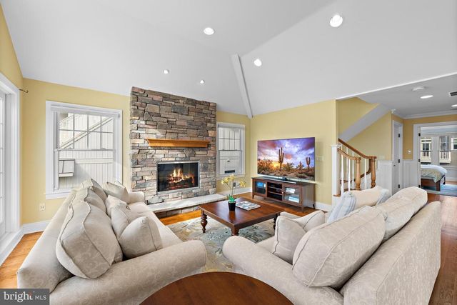 319 PELHAM AVE, Beach Haven, NJ 08008