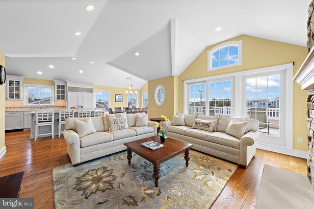 319 PELHAM AVE, Beach Haven, NJ 08008