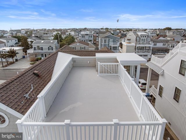 319 PELHAM AVE, Beach Haven, NJ 08008