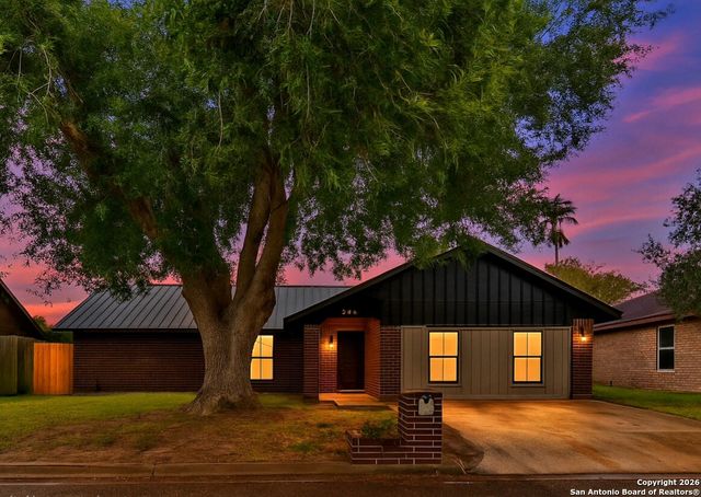 206 dominion, Harlingen, TX 78550