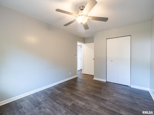 3925 W CREIGHTON Terrace, Peoria, IL 61615