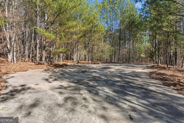 215 Picketts Way, Acworth, GA 30101