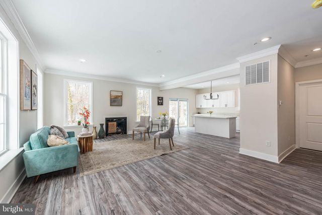 9624 HARFORD RD, Parkville, MD 21234