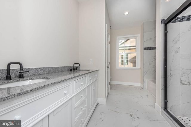 9624 HARFORD RD, Parkville, MD 21234