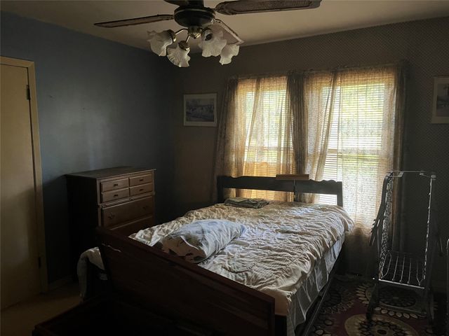 7687 Fm 17, Grand Saline, TX 75140