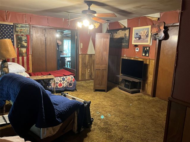 7687 Fm 17, Grand Saline, TX 75140