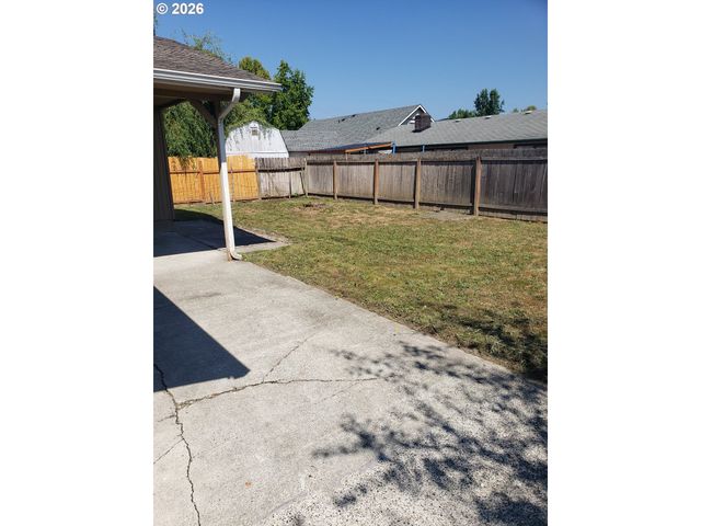 4720 MERLIN St, Longview, WA 98632