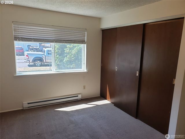 4720 MERLIN St, Longview, WA 98632
