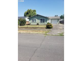 4720 MERLIN St, Longview, WA 98632