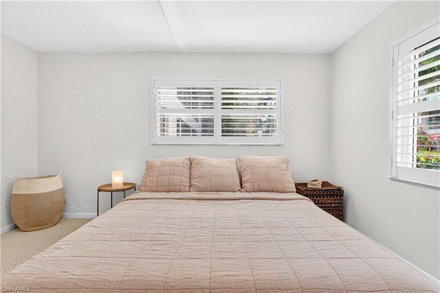 3930 Belair LN # 108, Naples, FL 34103