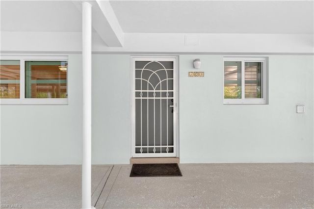 3930 Belair LN # 108, Naples, FL 34103