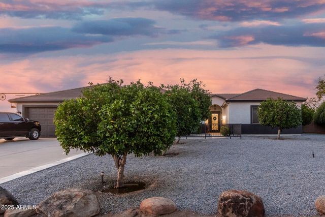 16040 W ORANGEWOOD Avenue, Litchfield Park, AZ 85340