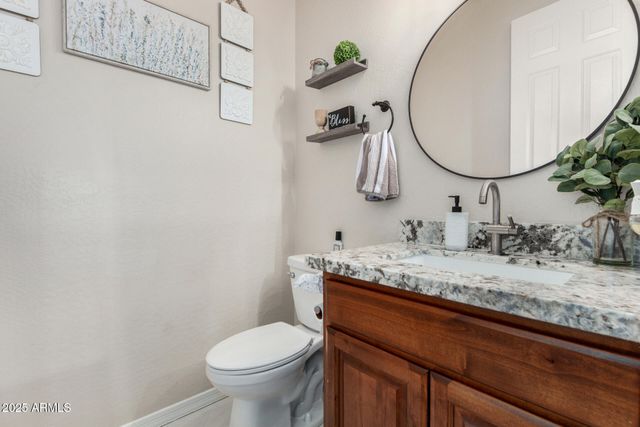 16040 W ORANGEWOOD Avenue, Litchfield Park, AZ 85340