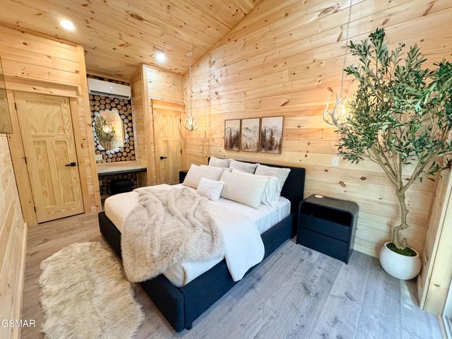 2338 Willow Lane, Sevierville, TN 37862