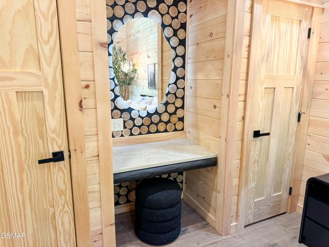 2338 Willow Lane, Sevierville, TN 37862