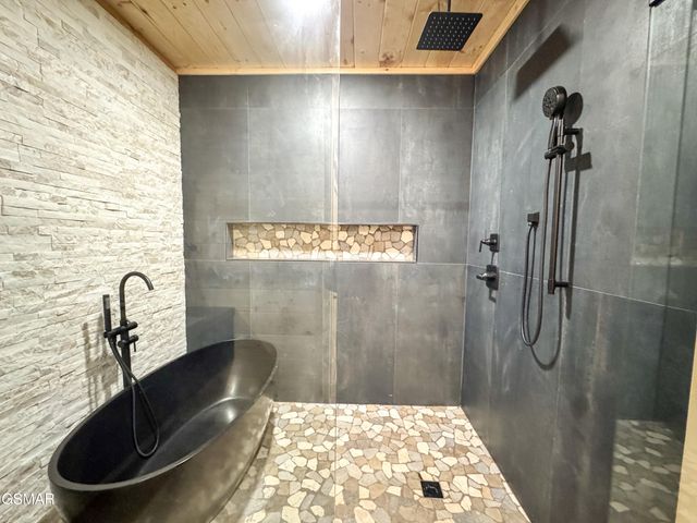 2338 Willow Lane, Sevierville, TN 37862