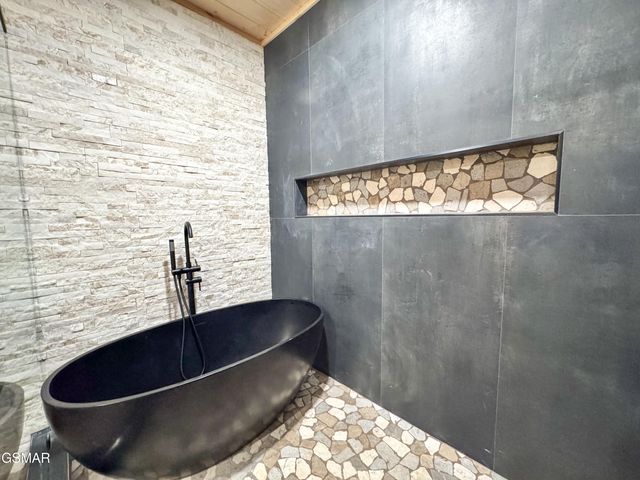 2338 Willow Lane, Sevierville, TN 37862