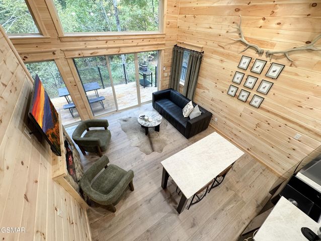 2338 Willow Lane, Sevierville, TN 37862