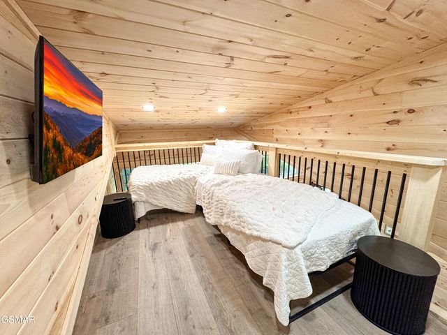 2338 Willow Lane, Sevierville, TN 37862