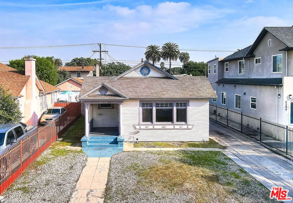 4278 S Hobart Boulevard, Los Angeles, CA 90062