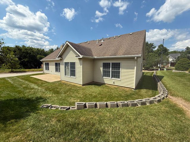 4208 CURRENT RD, Columbia, MO 65203