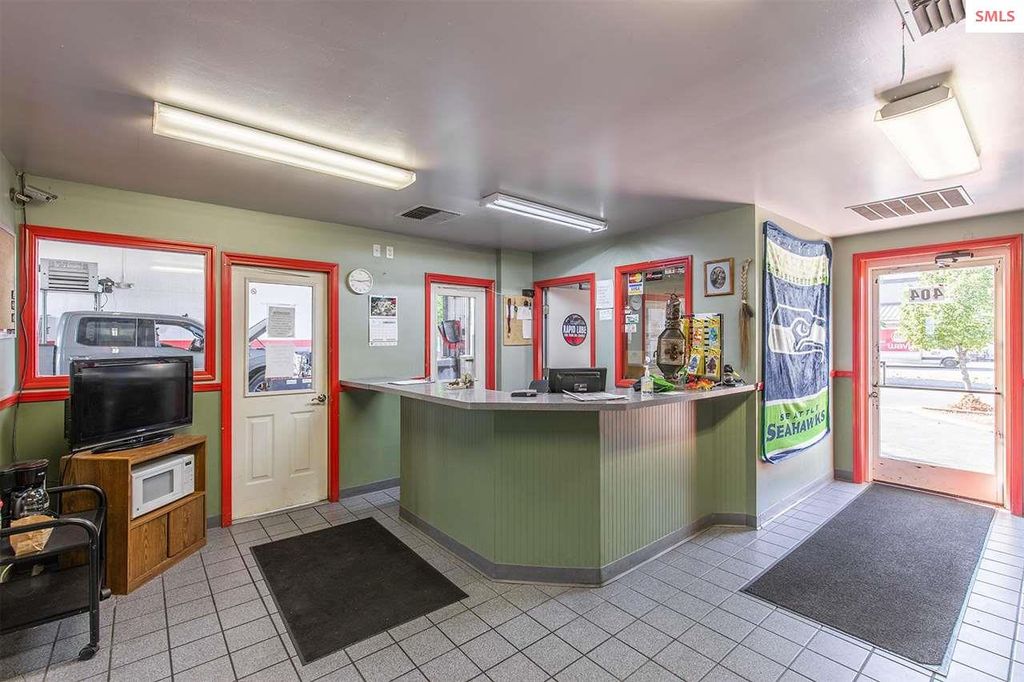 830 N 5th Ave, Sandpoint, ID 83864 photo 12