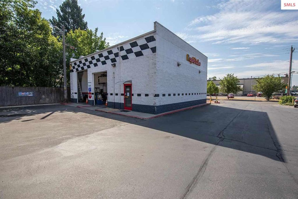 830 N 5th Ave, Sandpoint, ID 83864 photo 6