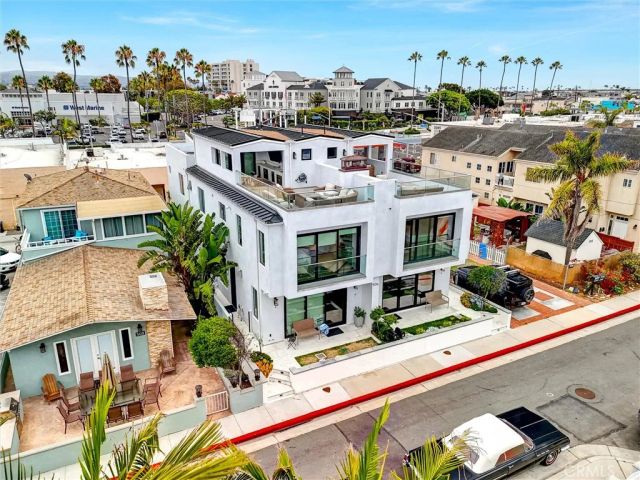 506 Clubhouse Avenue, Newport Beach, CA 92663