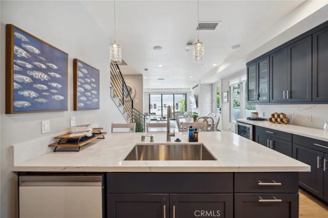 506 Clubhouse Avenue, Newport Beach, CA 92663