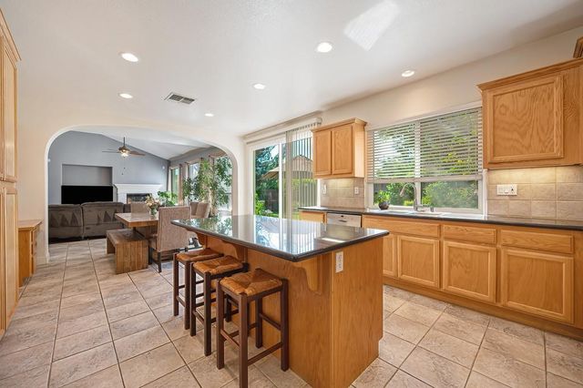 7007 Tarvisio Way, El Dorado Hills, CA 95762
