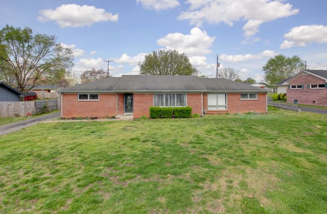 1718 Clarence Dr, Hopkinsville, KY 42240