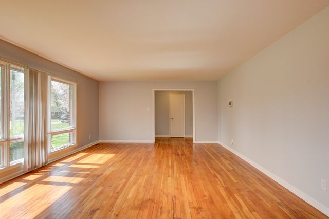 1718 Clarence Dr, Hopkinsville, KY 42240