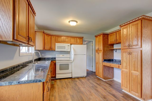 1718 Clarence Dr, Hopkinsville, KY 42240