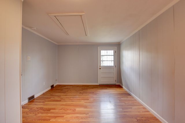 1718 Clarence Dr, Hopkinsville, KY 42240