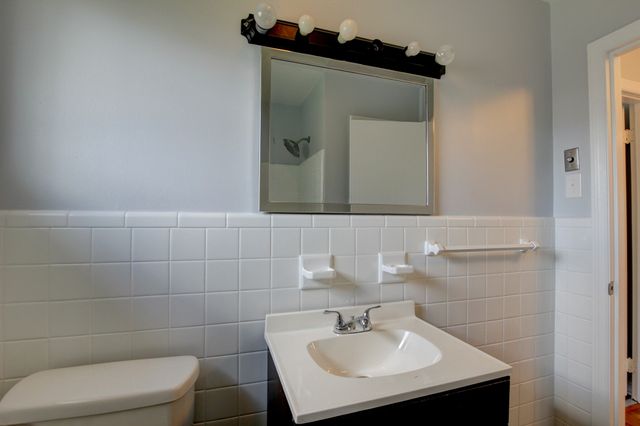 1718 Clarence Dr, Hopkinsville, KY 42240