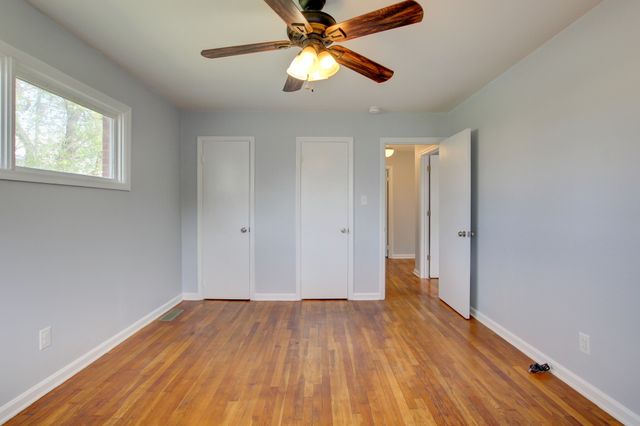 1718 Clarence Dr, Hopkinsville, KY 42240