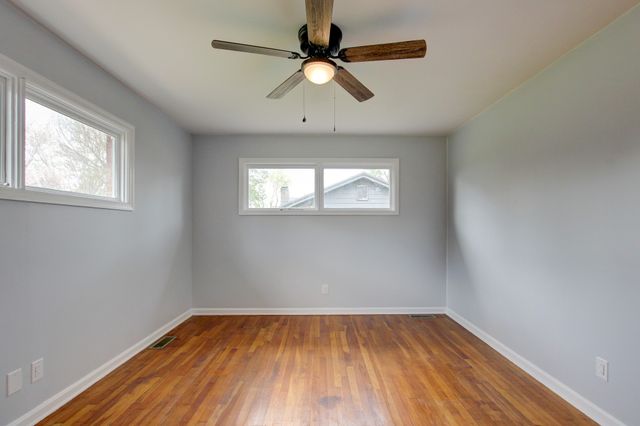 1718 Clarence Dr, Hopkinsville, KY 42240