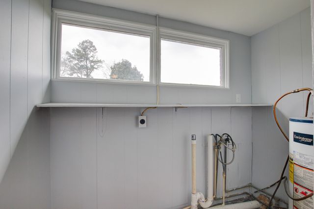 1718 Clarence Dr, Hopkinsville, KY 42240