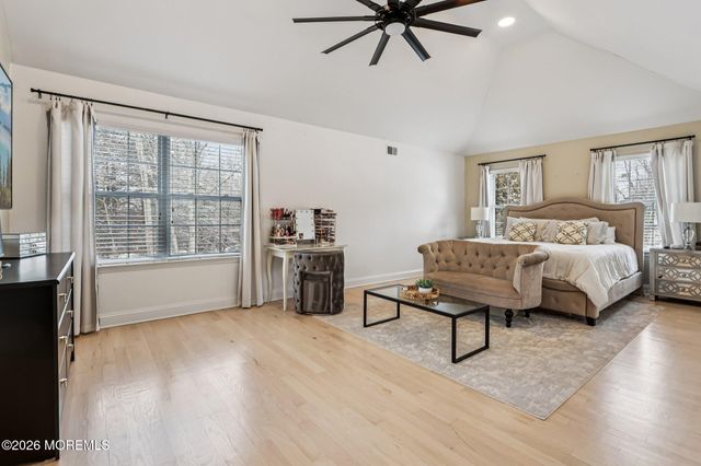 9 Winners Circle, Manalapan, NJ 07726