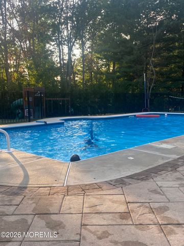 9 Winners Circle, Manalapan, NJ 07726