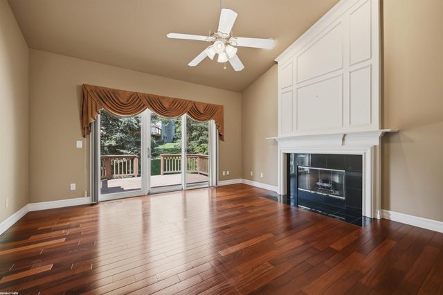 1368 Rock Valley Drive, Rochester, MI 48307