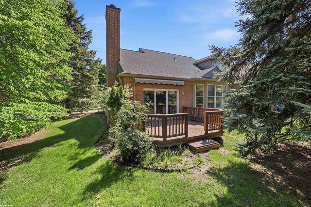 1368 Rock Valley Drive, Rochester, MI 48307