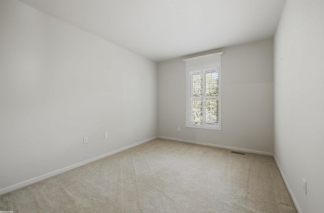 1368 Rock Valley Drive, Rochester, MI 48307